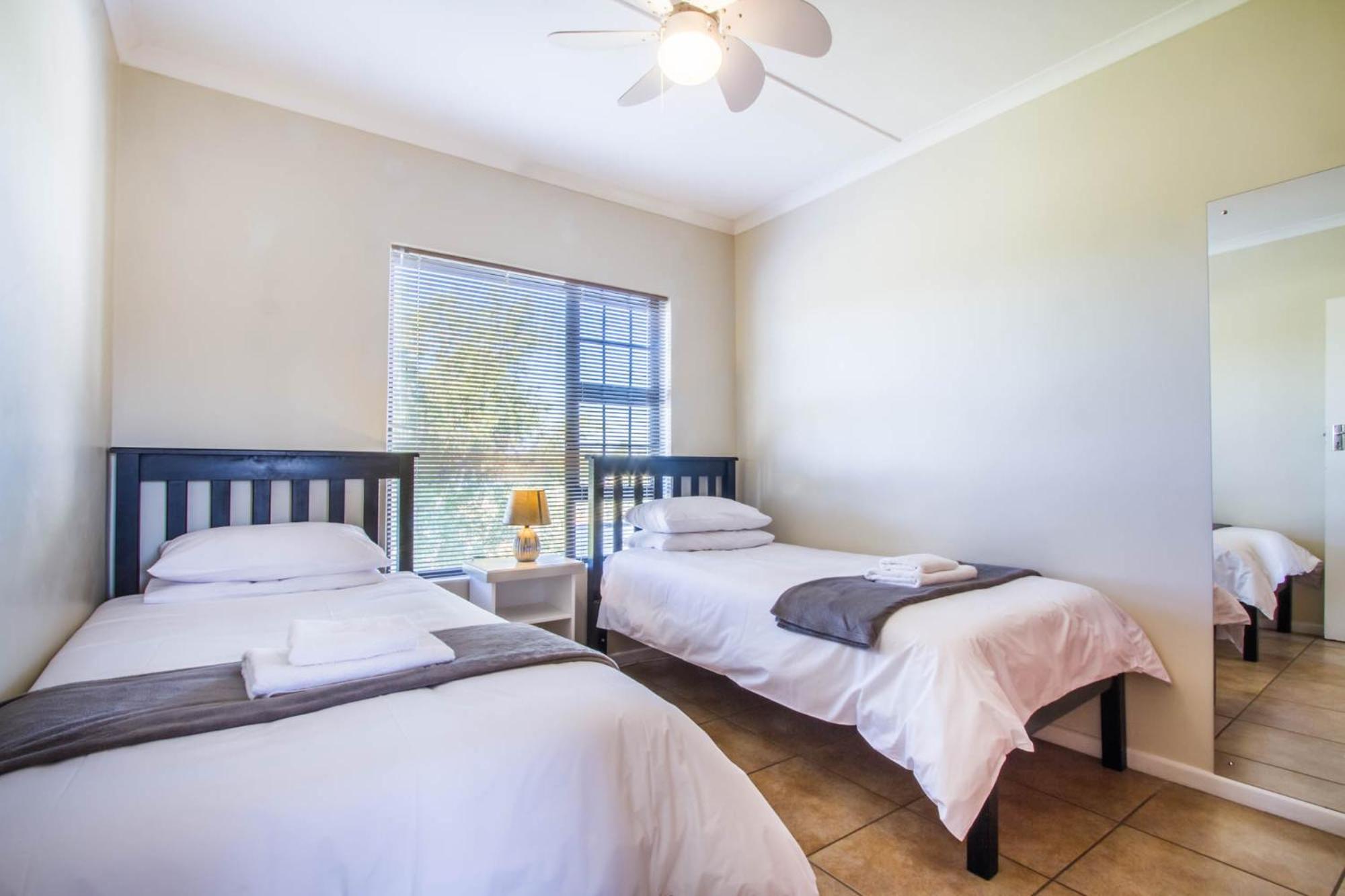 El Dorado Hotel And Self Catering Oudtshoorn Quarto foto