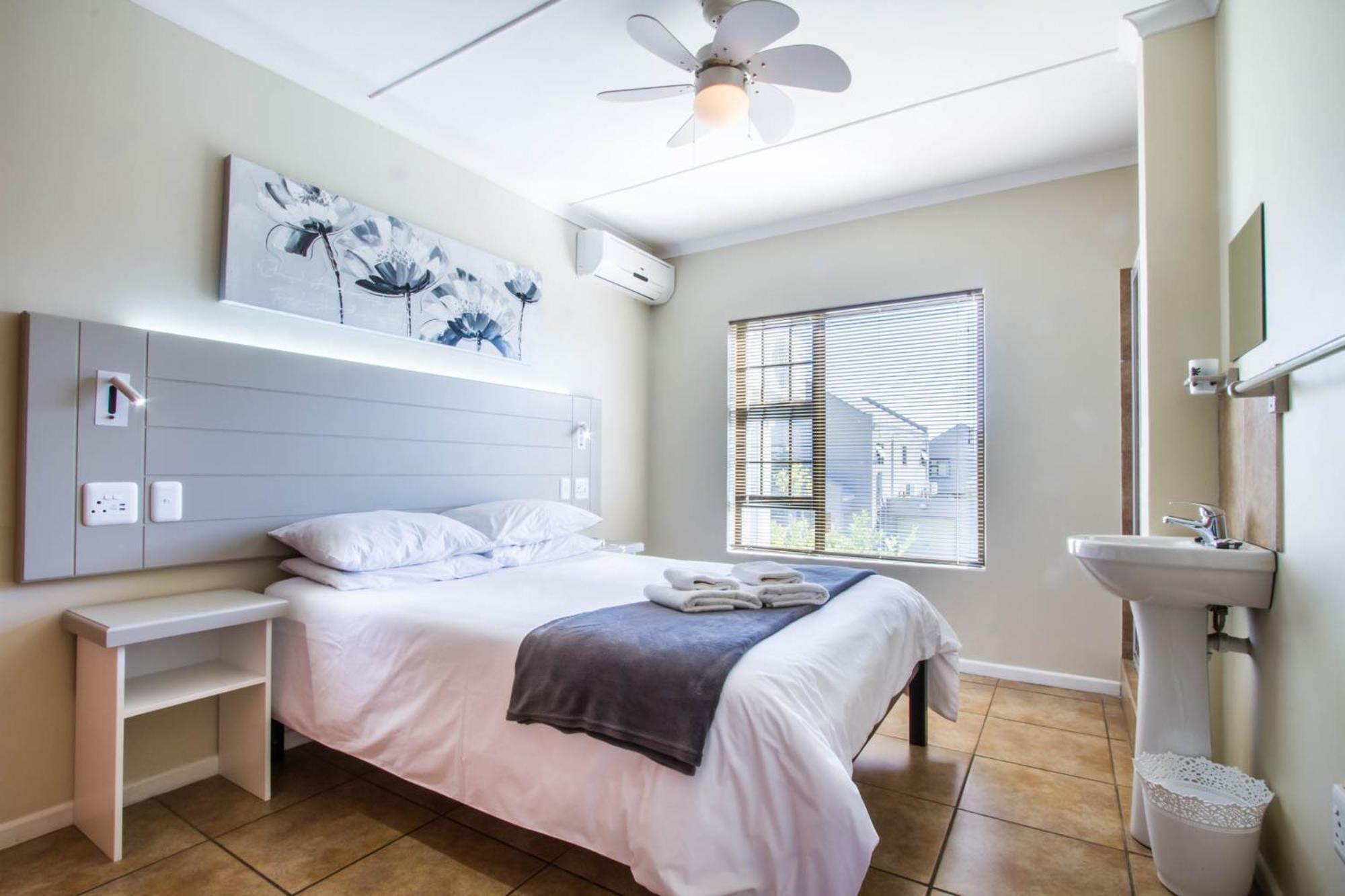 El Dorado Hotel And Self Catering Oudtshoorn Quarto foto