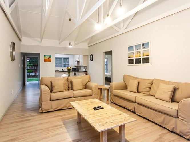 El Dorado Hotel And Self Catering Oudtshoorn Quarto foto
